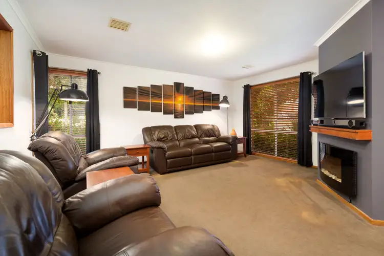 Second view of Homely house listing, 7 Goulburn Court, Wodonga VIC 3690