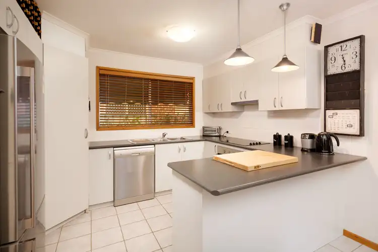 Third view of Homely house listing, 7 Goulburn Court, Wodonga VIC 3690