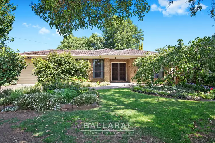 5 Lambert Street, Wendouree VIC 3355