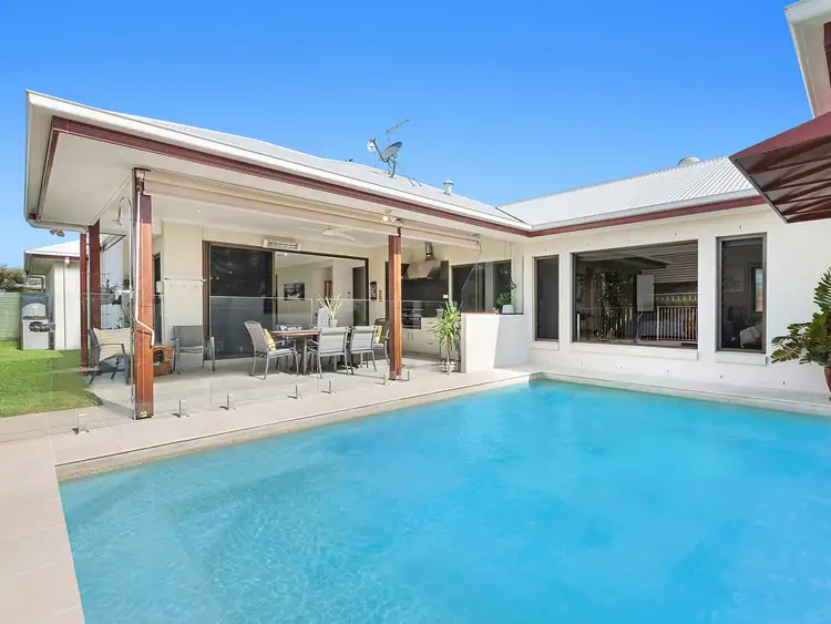 30 Whitehaven Way, Pelican Waters QLD 4551