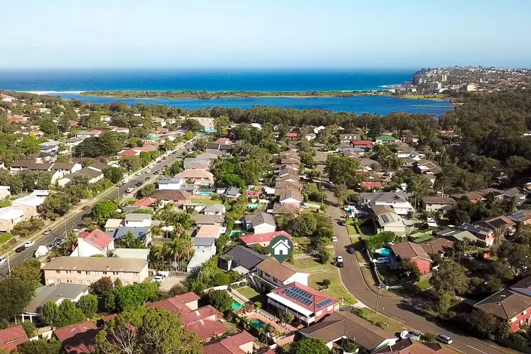 Second view of Homely house listing, 34 Kalora Avenue, Dee Why NSW 2099
