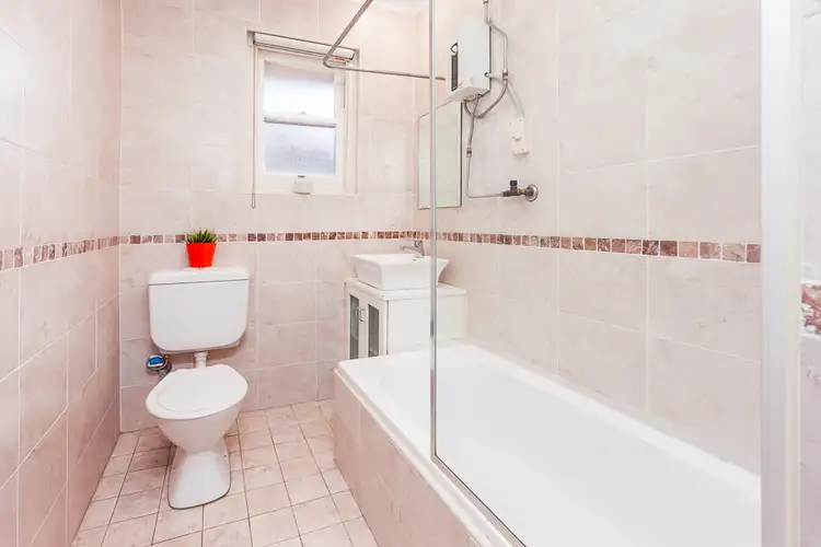 Fifth view of Homely apartment listing, 6/46 Seaview Street, Cronulla NSW 2230