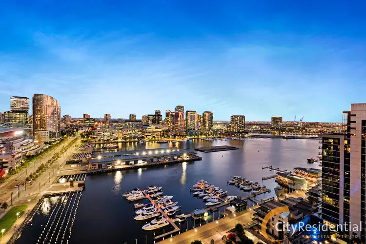 2204S/231 Harbour Esplanade, Docklands VIC 3008