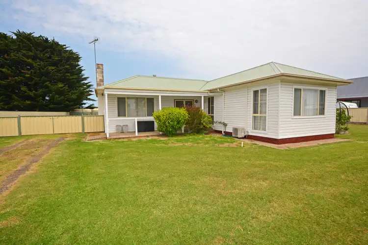 49 Barclay Street, Heywood VIC 3304