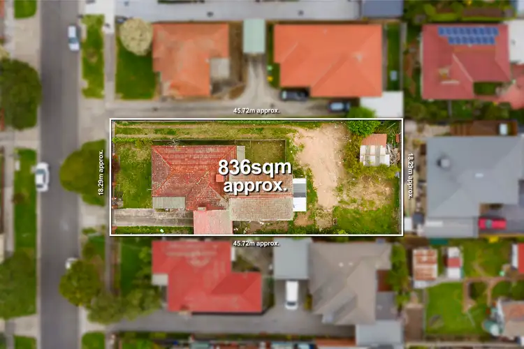 12 Clunes Street, Kingsbury VIC 3083