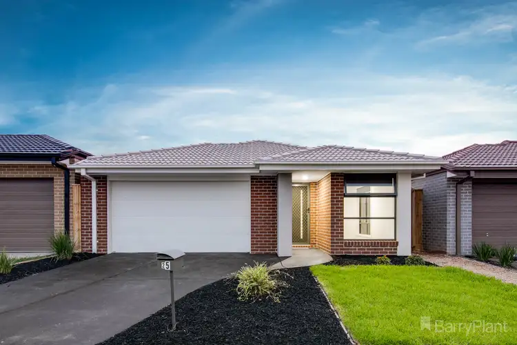25 Isabel Street, Pakenham VIC 3810
