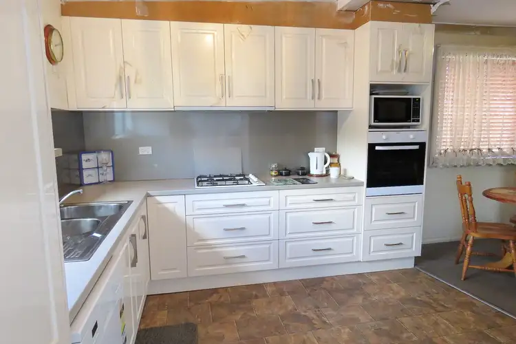 Sixth view of Homely house listing, 4 Hyland Street, Traralgon VIC 3844
