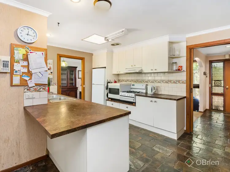 Fourth view of Homely house listing, 8 Navarre Street, Frankston VIC 3199
