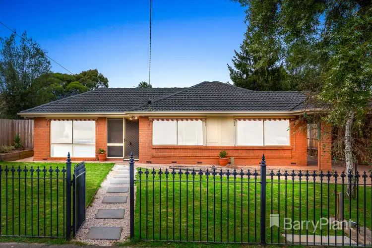 17 Avington Crescent, Boronia VIC 3155
