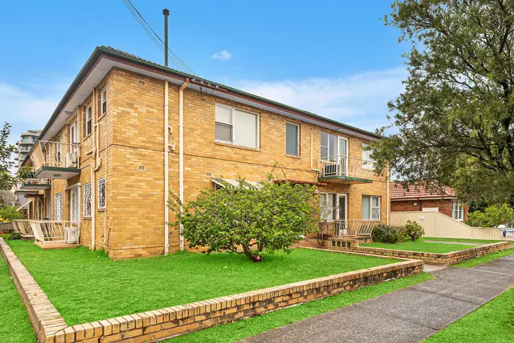 Main view of Homely unit listing, 4/6 Moate Avenue, Brighton-Le-Sands NSW 2216