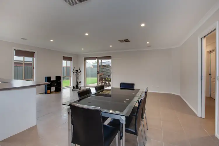 Fifth view of Homely house listing, 10 Rooney Avenue, Killara VIC 3691