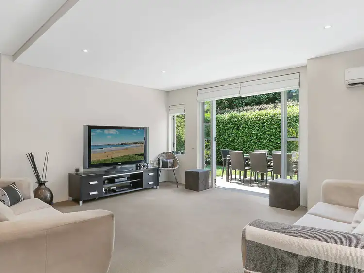 2/107 Forest Way, Belrose NSW 2085
