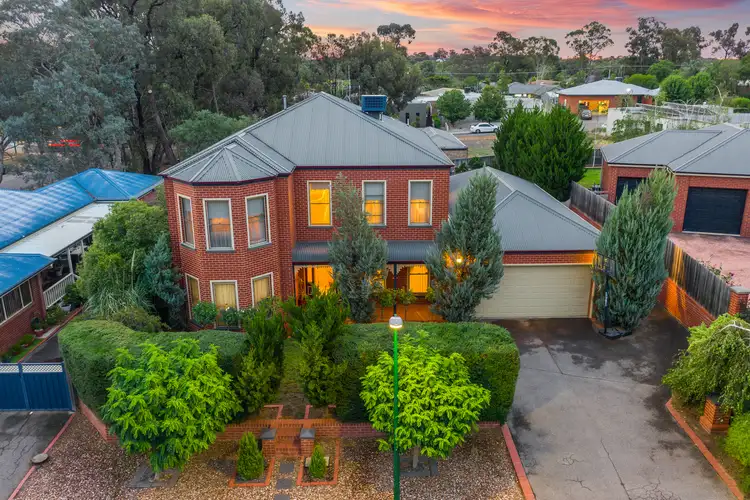27 Isabella Grove, Strathdale VIC 3550