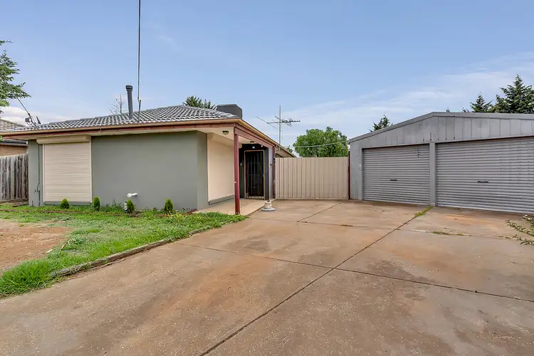 9 Whitehaven Court, Craigieburn VIC 3064