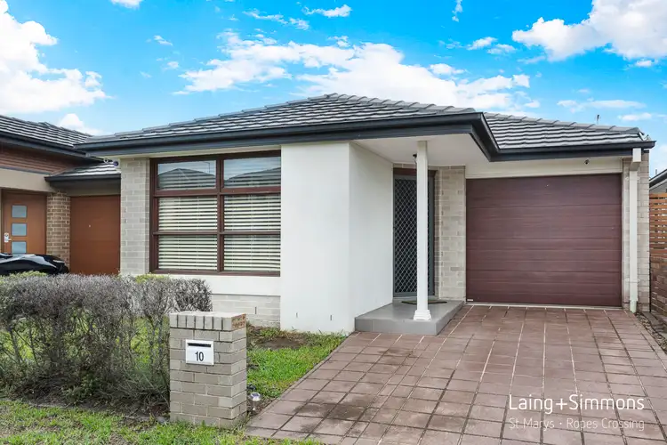 10 Finsbury Circuit, Ropes Crossing NSW 2760