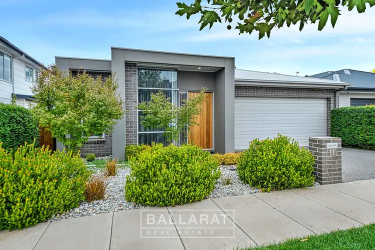 11 Regal Drive, Alfredton VIC 3350