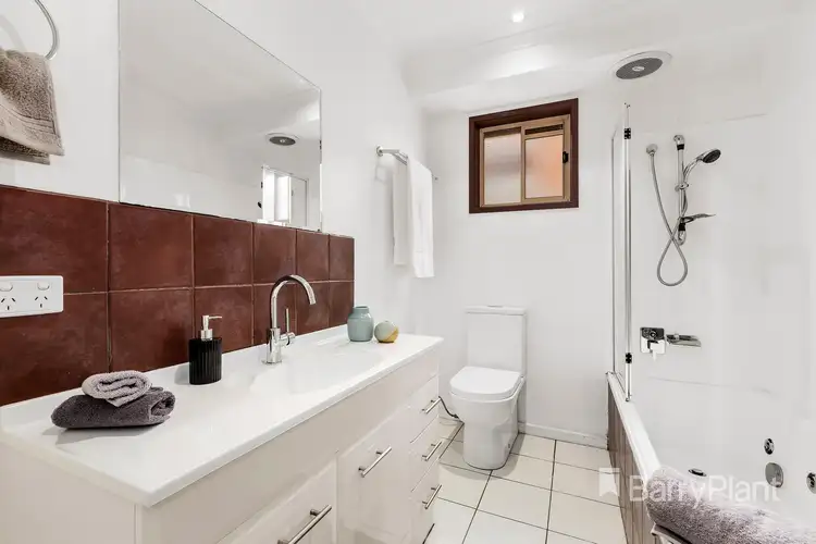 Sixth view of Homely house listing, 15 Bronsdon Court, Mill Park VIC 3082