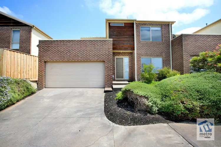 9/52 Shinners Avenue, Berwick VIC 3806