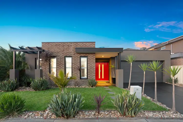75 Blue Horizons Way, Pakenham VIC 3810