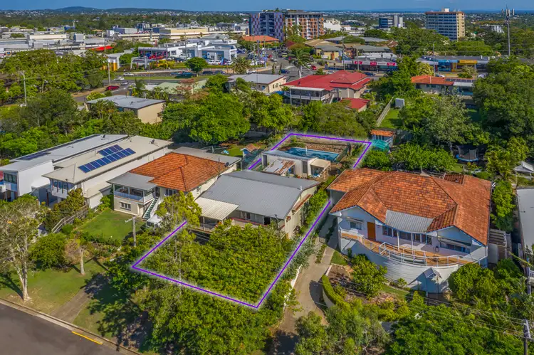24 Thorpe Street, Indooroopilly QLD 4068