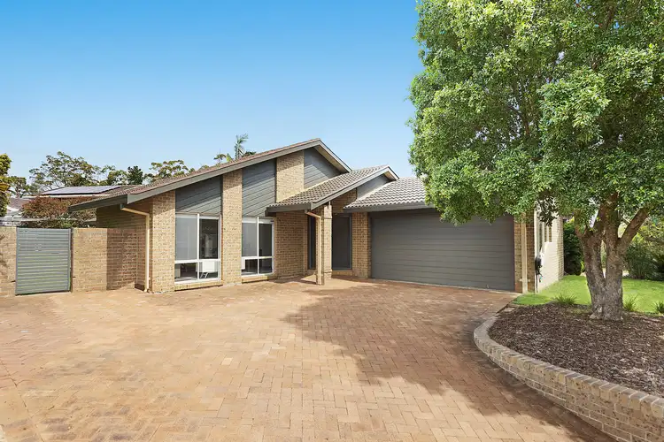 82 Hall Drive, Menai NSW 2234
