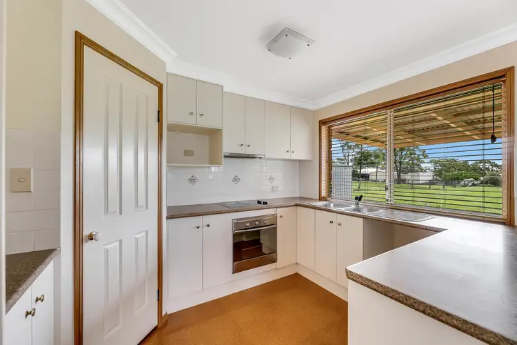 55 Highland Park Road, Meringandan West QLD 4352
