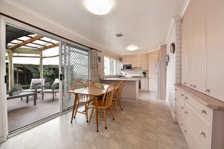 5 Merton Close, Mount Waverley VIC 3149