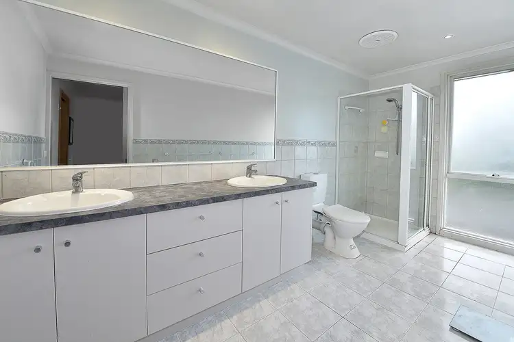 Fourth view of Homely house listing, 5 Merton Close, Mount Waverley VIC 3149