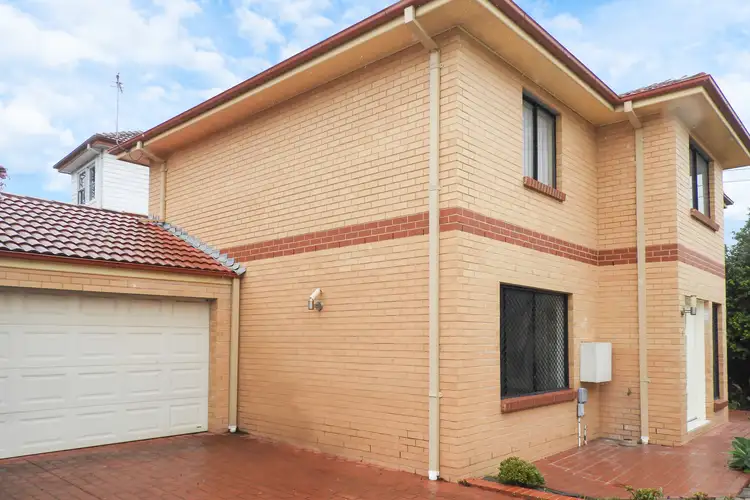 1/11 Foley Street