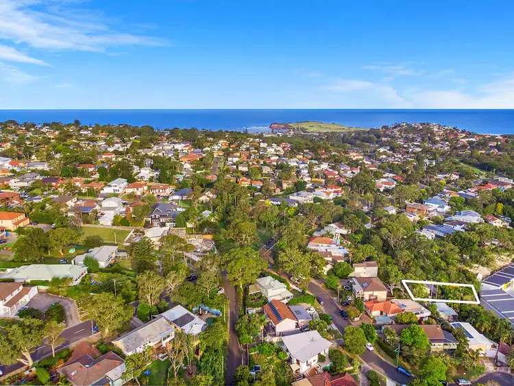 Fifth view of Homely house listing, 3 Gilmore Avenue, Collaroy Plateau NSW 2097