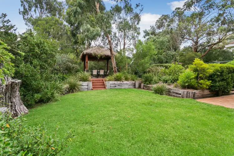 Fifth view of Homely house listing, 10 Caladenia Circuit, Frankston South VIC 3199