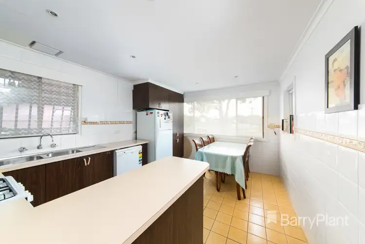 Fourth view of Homely house listing, 2 Mortlake Avenue, Dallas VIC 3047