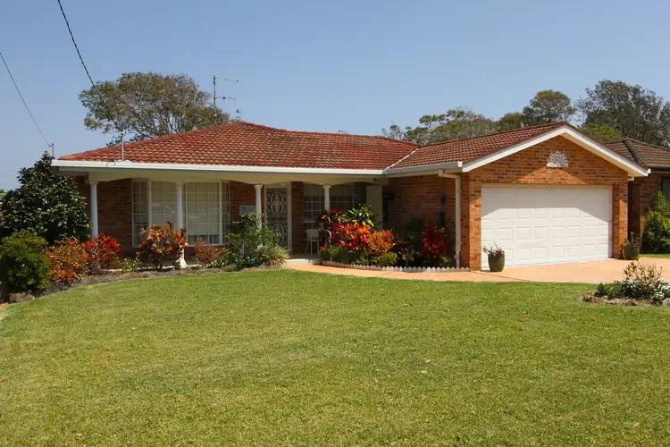 13 Likely Street, Forster NSW 2428