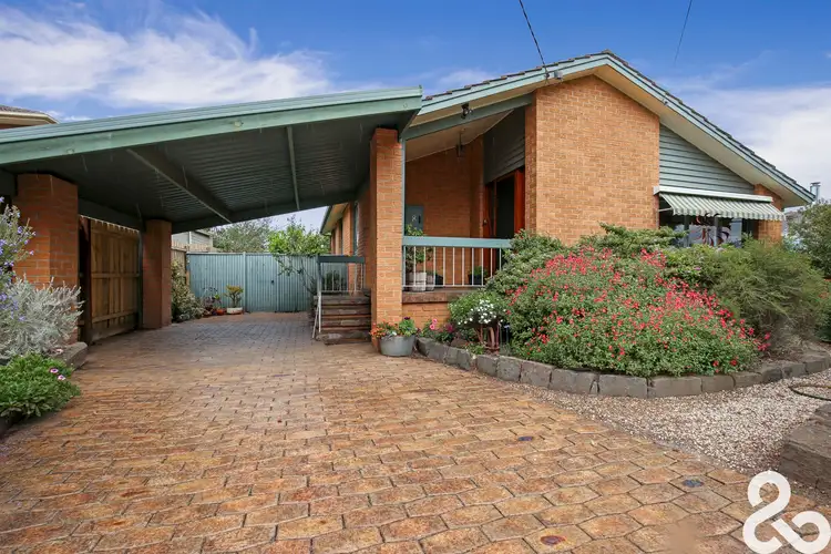 8 Metcalf Place, Epping VIC 3076
