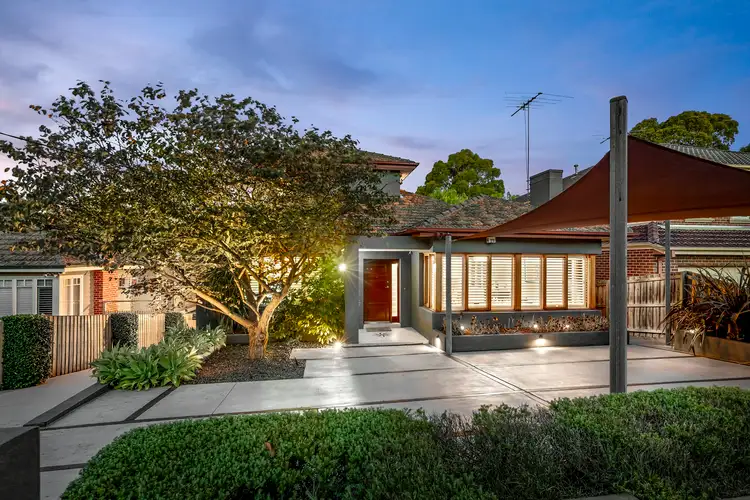 9 Spruzen Avenue, Kew East VIC 3102