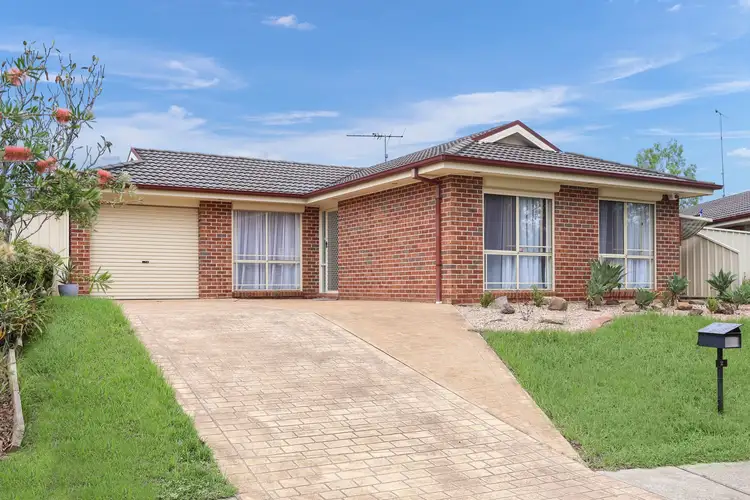 2 Beyer Place, Currans Hill NSW 2567