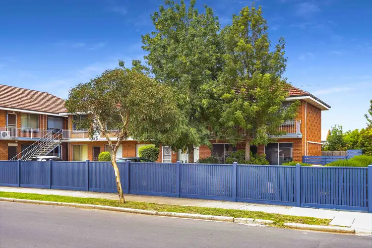 10/17 Greene Street, South Kingsville VIC 3015