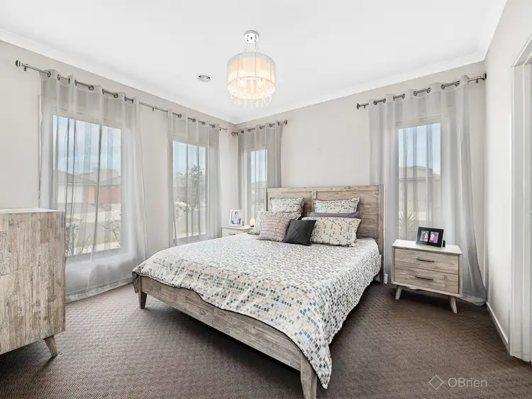 Second view of Homely house listing, 7 Cartwright Grove, Cranbourne East VIC 3977