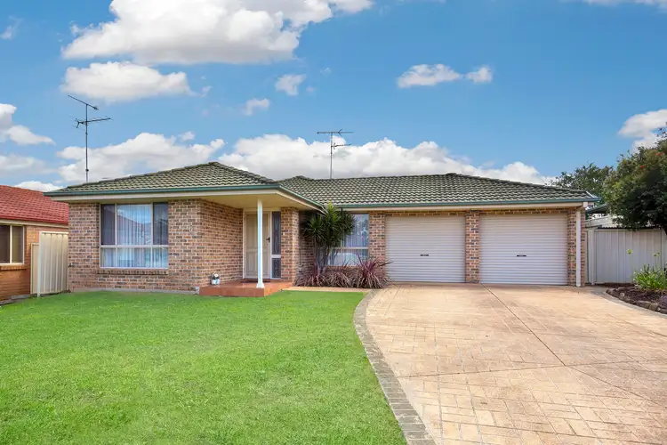 6 Musselburgh Close, Glenmore Park NSW 2745