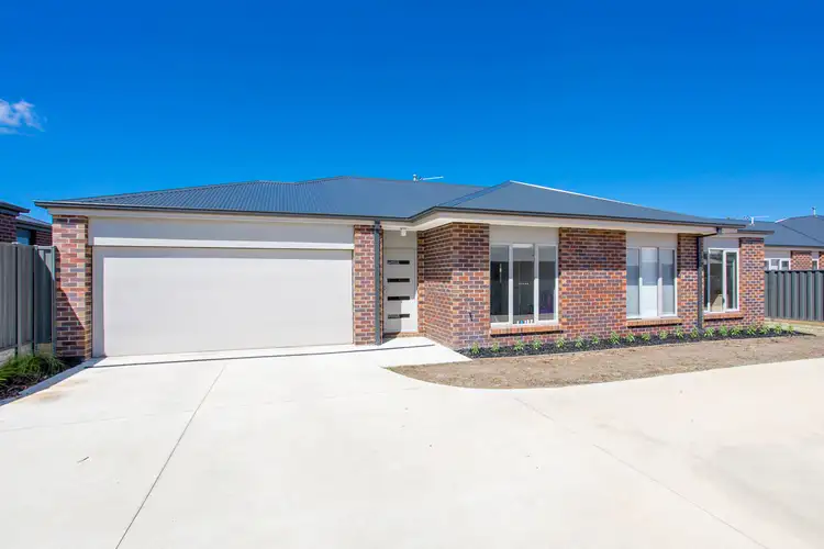 5a Colette Court, Canadian VIC 3350