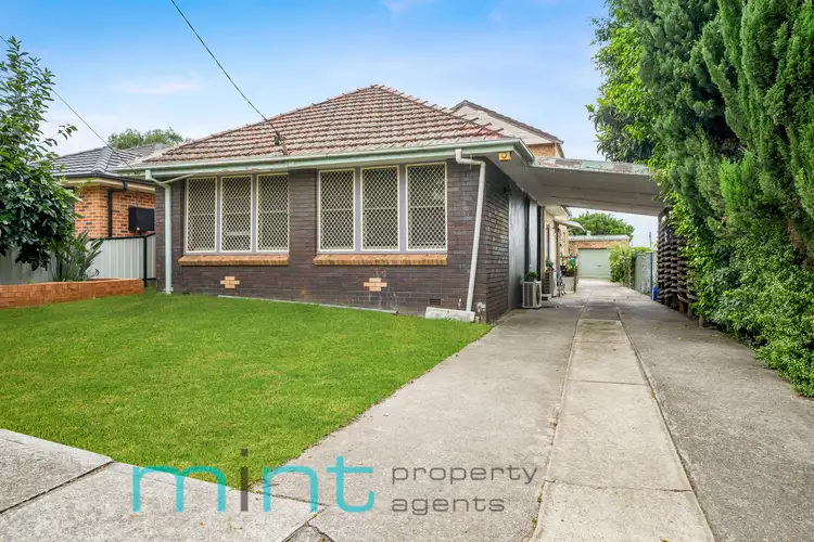 29 Seymour Parade, Belfield NSW 2191