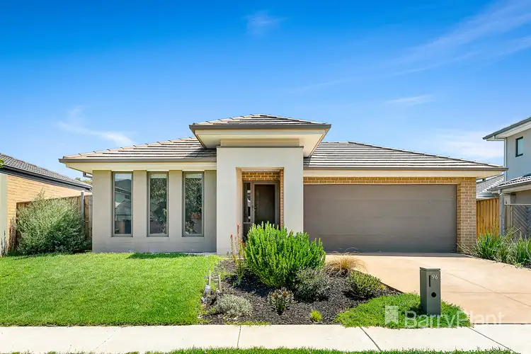 96 Parkhurst Drive, Cranbourne East VIC 3977
