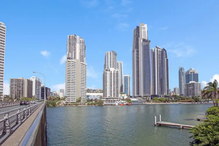 4/19 Darrambal Street, Surfers Paradise QLD 4217