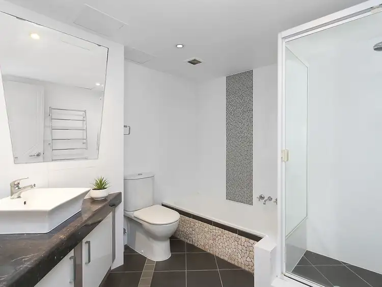 Fifth view of Homely unit listing, 15/4 Britannia Avenue, Broadbeach QLD 4218