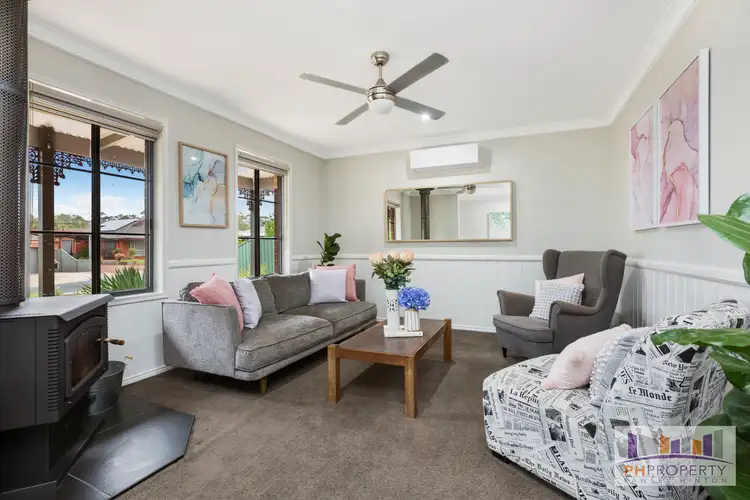 Second view of Homely house listing, 3 Jakem Court, Eaglehawk VIC 3556