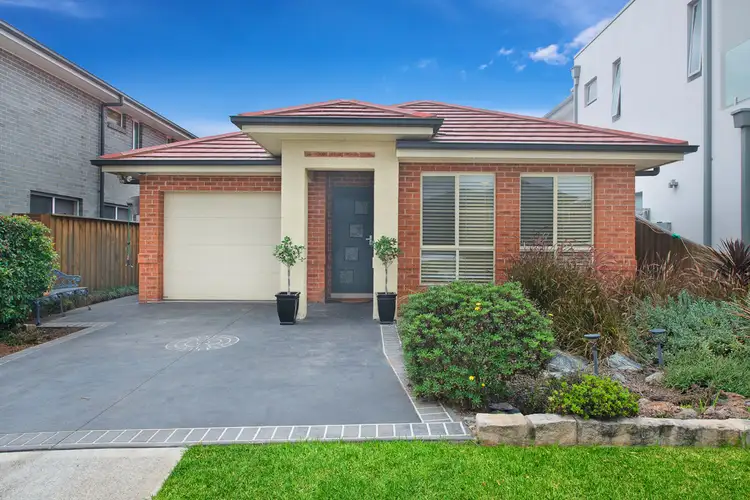 30 Rowe Drive, Potts Hill NSW 2143