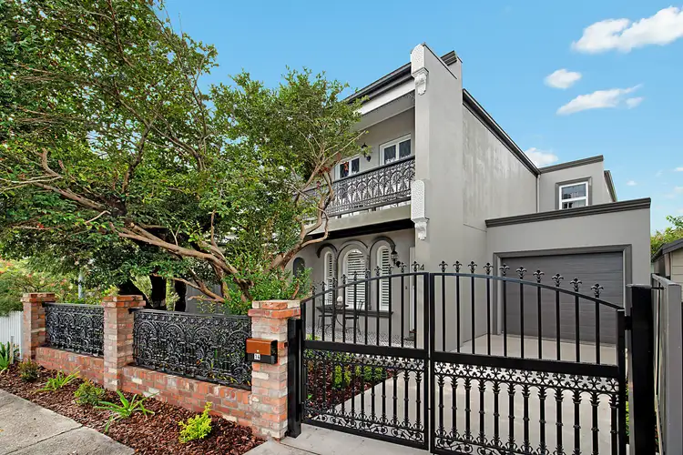 14 John Street, Tighes Hill NSW 2297