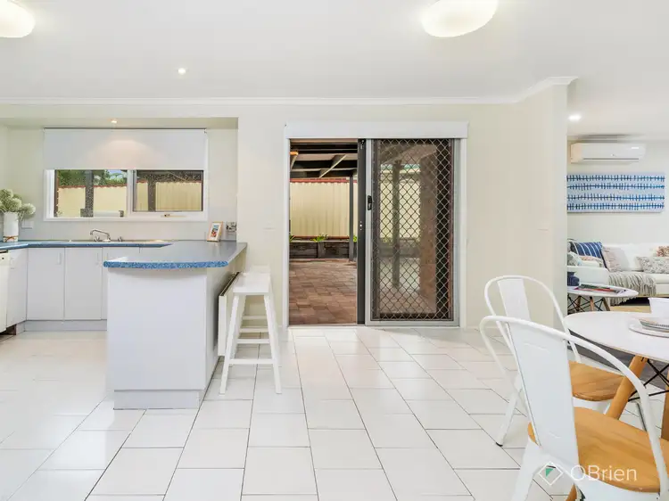 Third view of Homely house listing, 3 Calwell Court, Skye VIC 3977