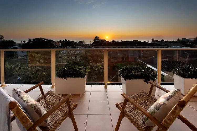 Main view of Homely unit listing, 15/18 Mactier Street, Narrabeen NSW 2101
