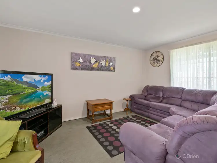 Fourth view of Homely unit listing, 2/5 Emerald Court, Narre Warren VIC 3805